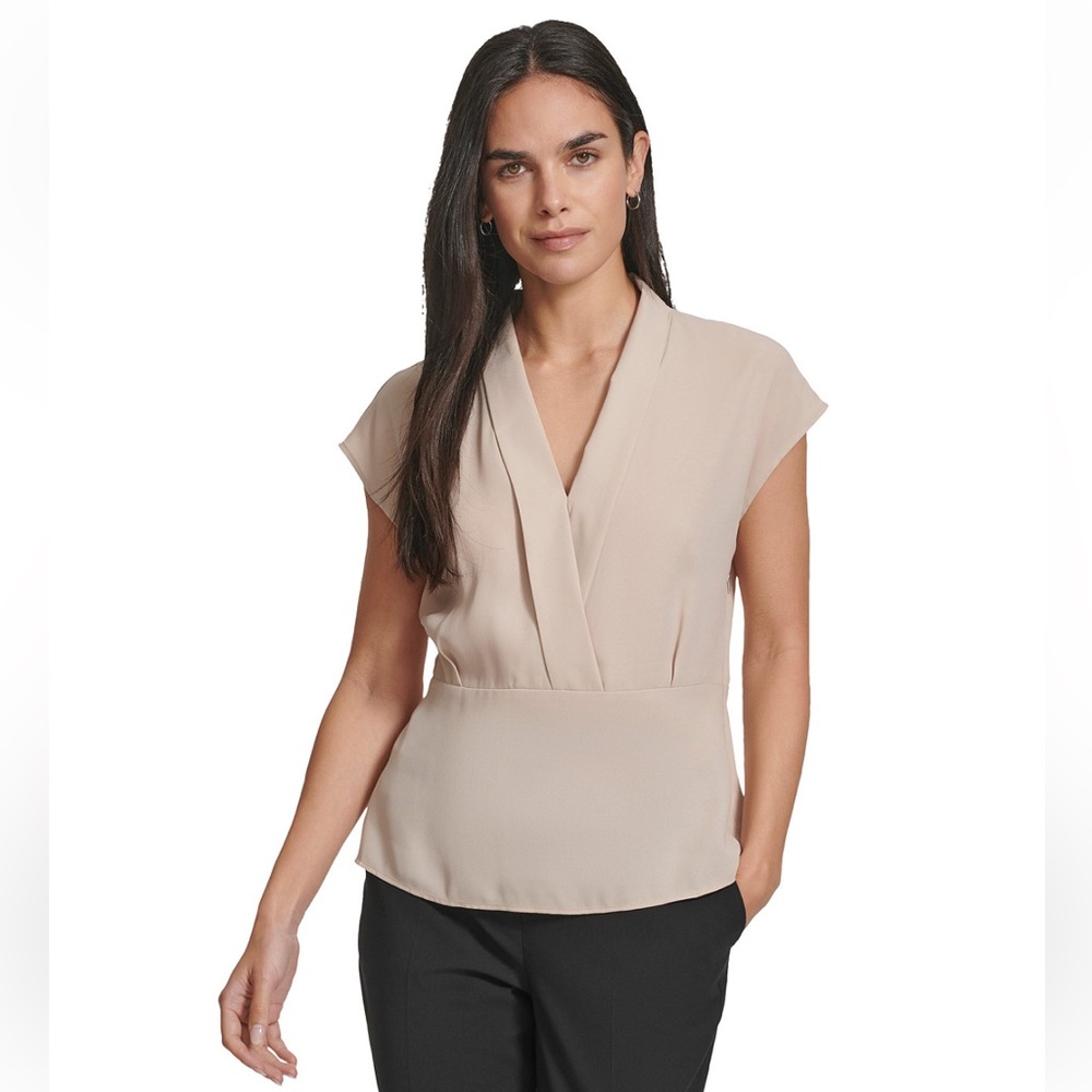 Calvin Klein Women's Short-Sleeve V-Neck Top